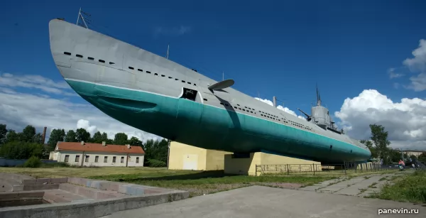 Подводная лодка-музей Д-2 «Народоволец»