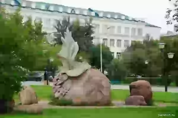 Скульптура «Каменный цветок» фото - Чита