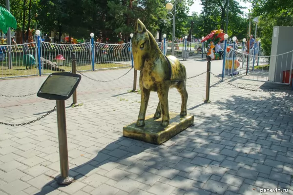 Sculpture "Golden Pony"