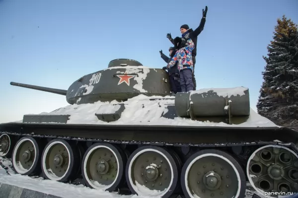 Tank T-34-85 on the pedestal