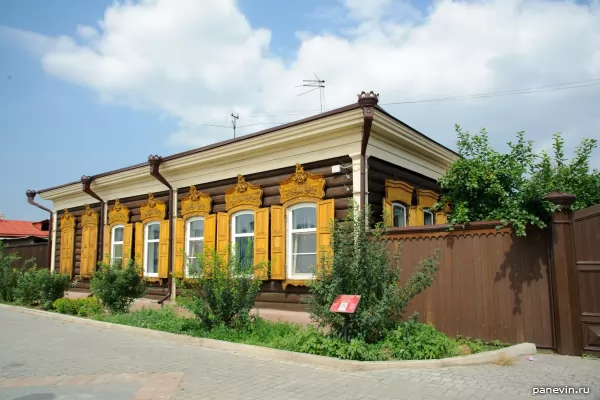 House of the estate of the merchant girl Chernykh, Sobornaya street, 7a