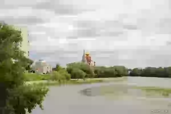 Вид на Богоявленский кафедральный собор фото - Курган
