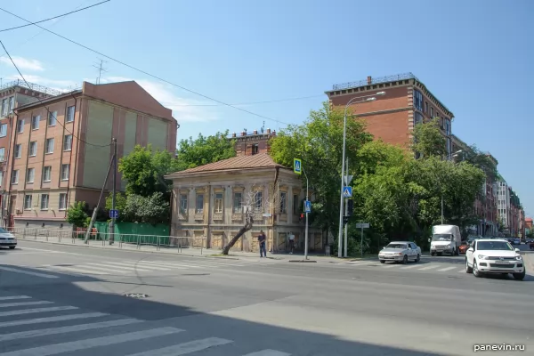 Residential building on the estate of M.P. Yadryshnikov