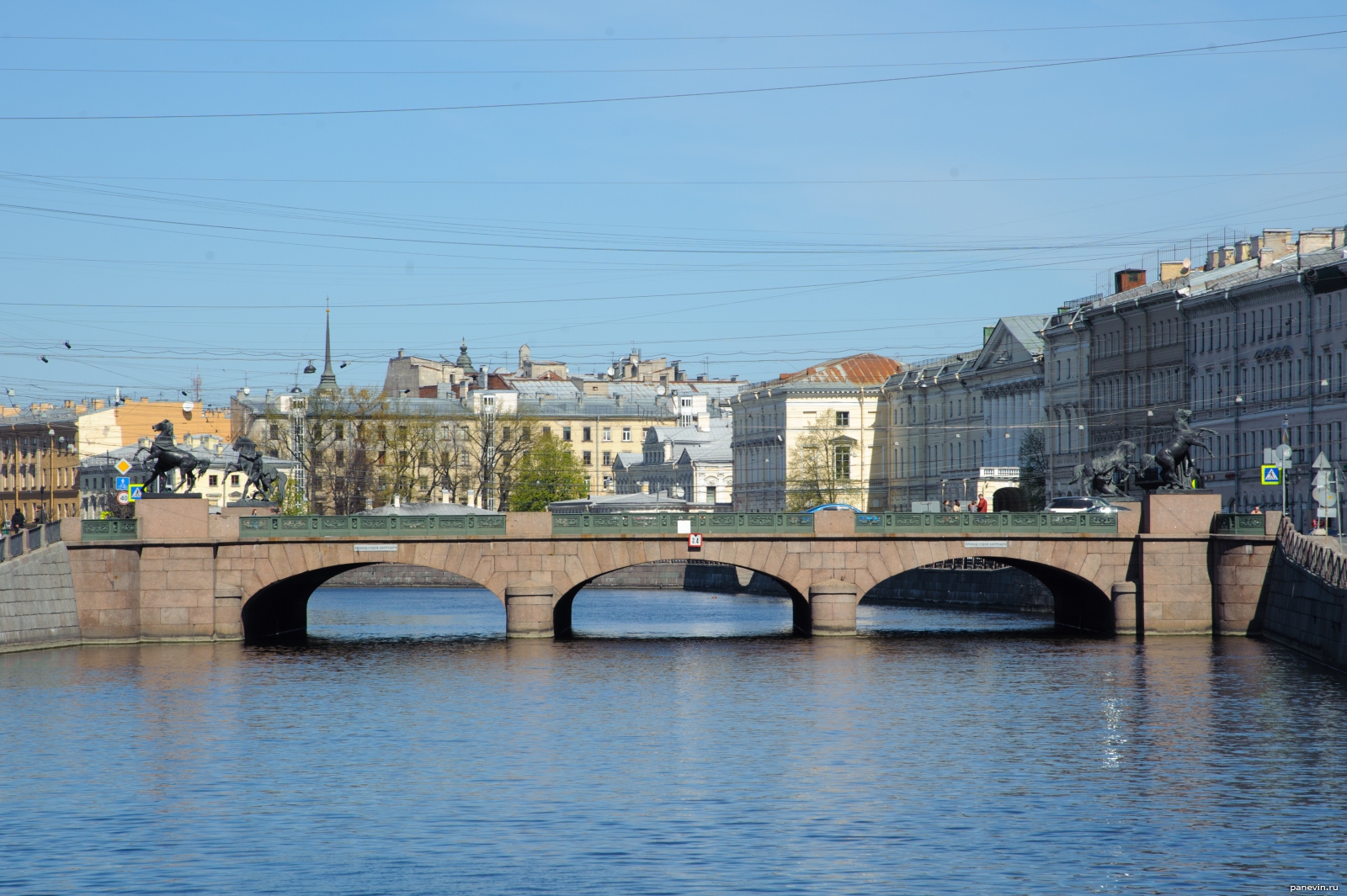 Аничков мост деревянный