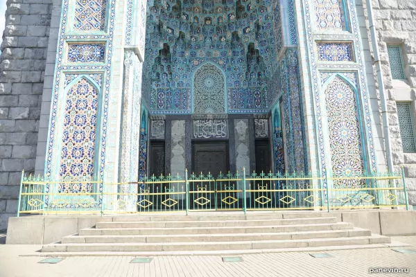 Entrance to the mosque