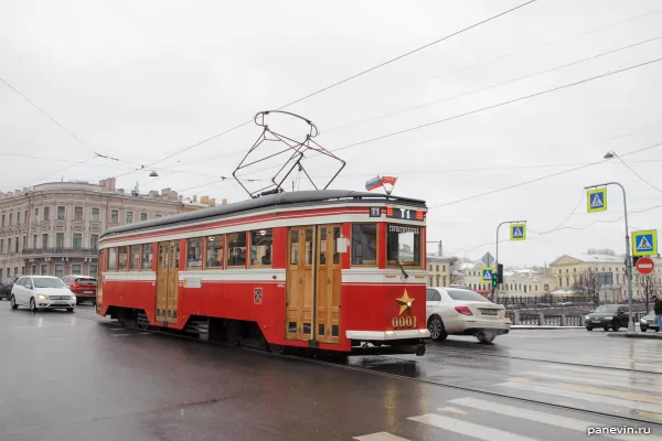 Трамвай ЛМ-33 фото - Городской транспорт
